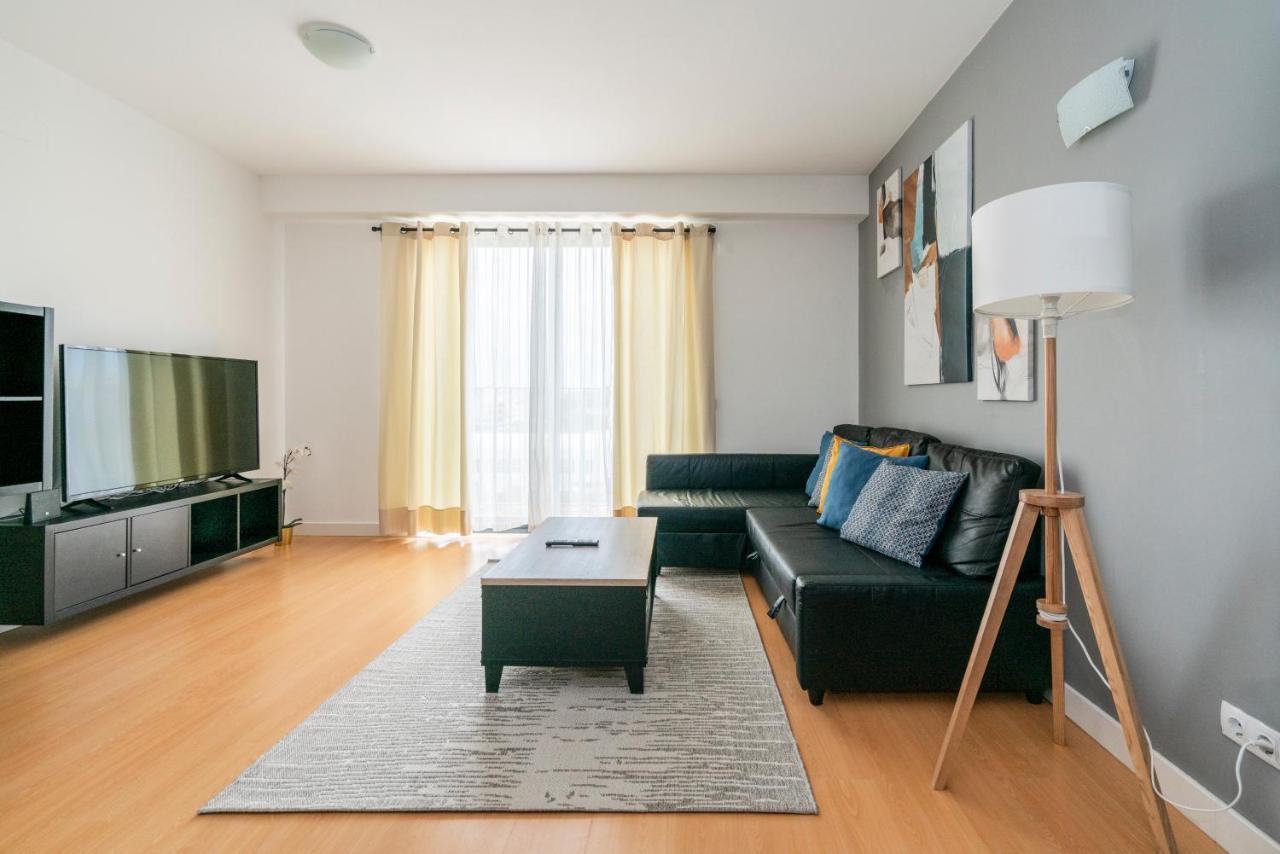 Bright & Spacious 2 Bed Flat 2 Bath W Garage In Lagos Marina Esterno foto